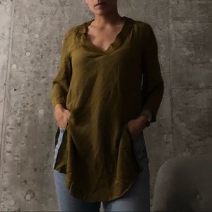 olive work appropriate top w/ bell sleeves